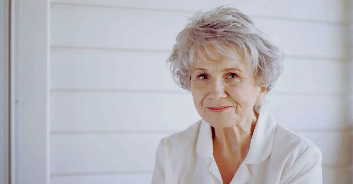 Alice Munro: Age, Height, Weight, Net Worth, and More